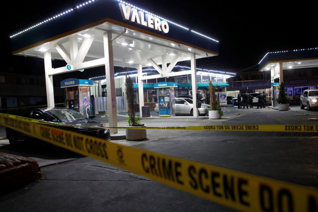Shootout at Oakland Gas Station Kills 1, Wounds 8 People