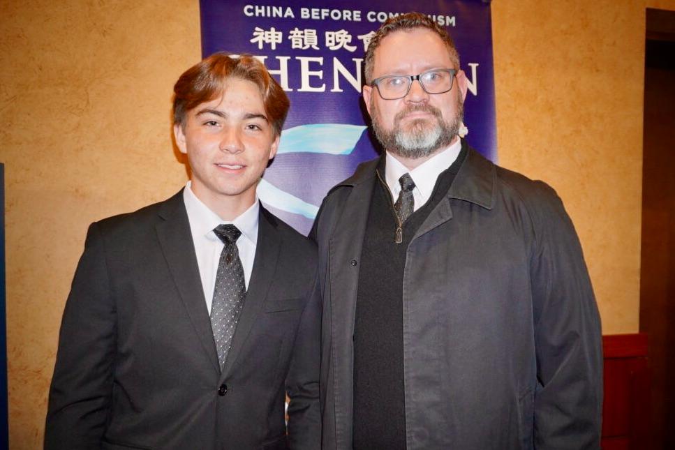 There Is Nothing Else out There Like Shen Yun, Says Retired Navy Officer