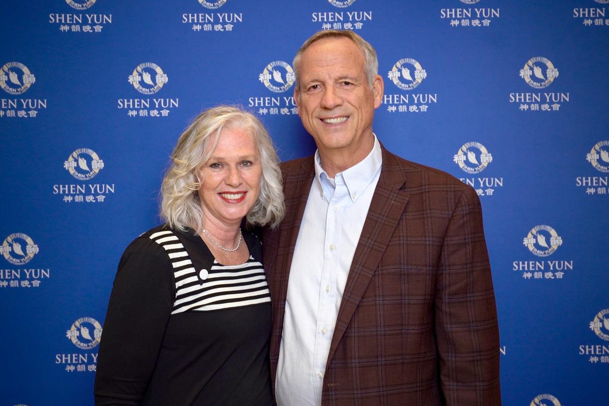 Utah Representative Says Shen Yun Invokes Compassion and Charity