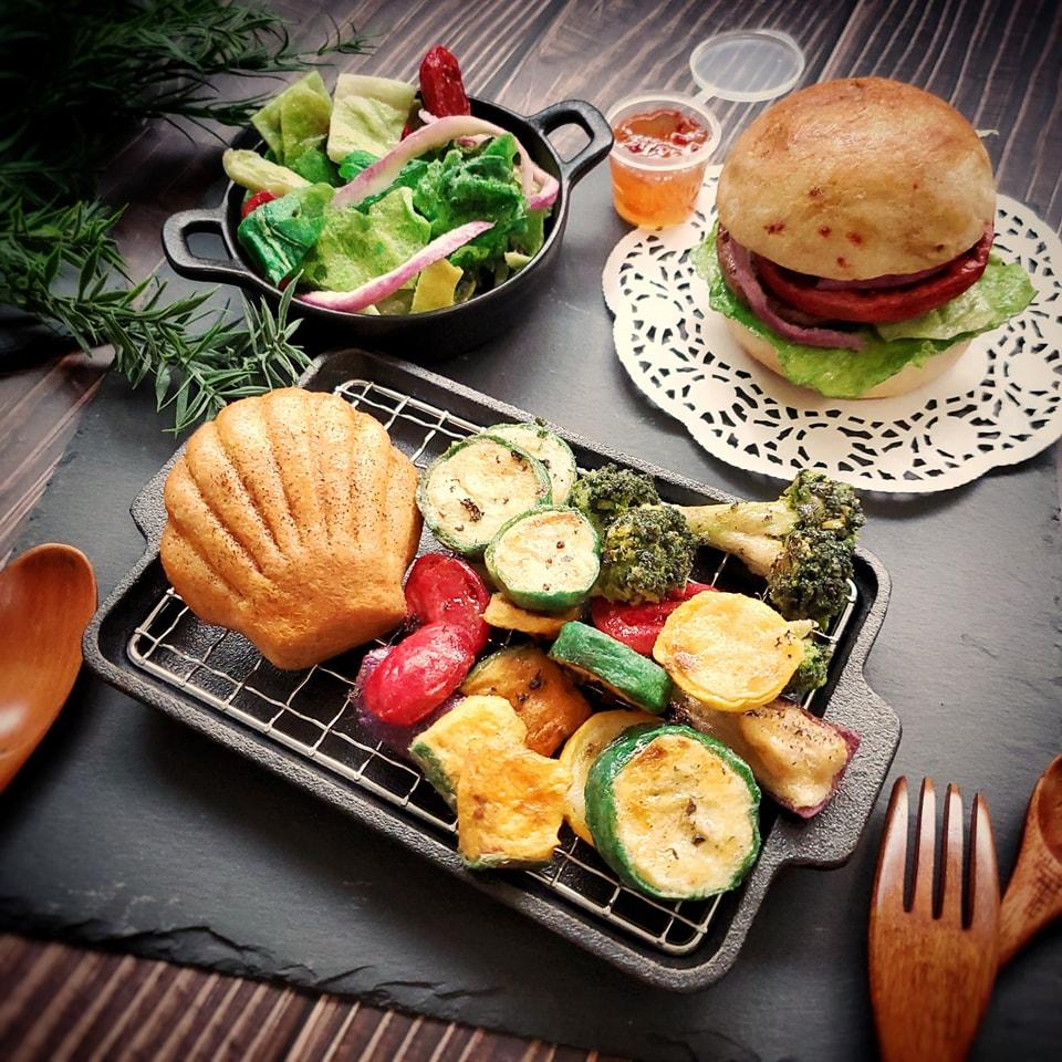 Artwork created by Lei Hsiao-Chen. (Courtesy of <a href="https://www.facebook.com/baobaohandmade/">Lei Hsiao-Chen</a>)