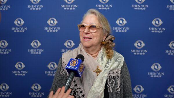 Catherine Evrard enjoyed Shen Yun in Nantes on April 5, 2023. (NTD)