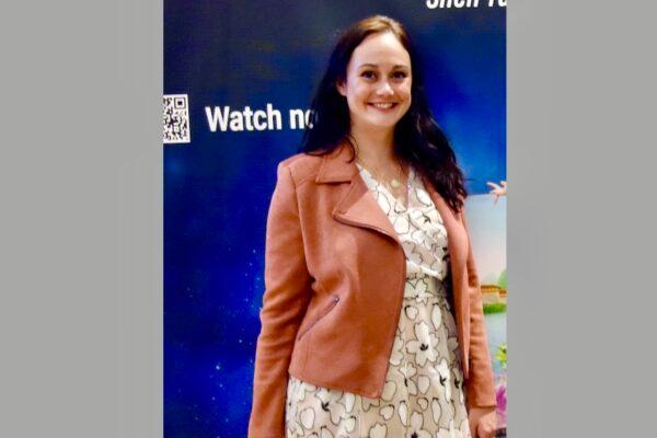 Amanda Compton at Shen Yun Performing Arts at the St. James Theatre, in Wellington, on April 14, 2023. (Yang Nan/The Epoch Times)