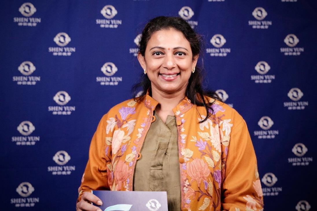 Shen Yun’s ‘Just Too Good to Be Missed,’ Says Creative Director of Dance School