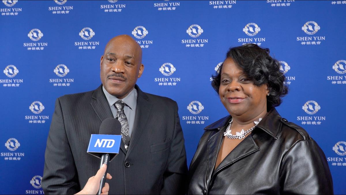 Shen Yun Shows the Importance of Standing up for What You Believe In, Says Illinois Theatergoer