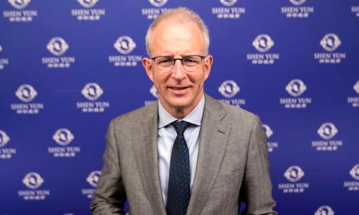 Paul Fletcher, an Australian federal member of parliament, enjoyed Shen Yun Performing Arts at the Sydney Lyric Theatre in Sydney, Australia, on April 27, 2023. (NTD)