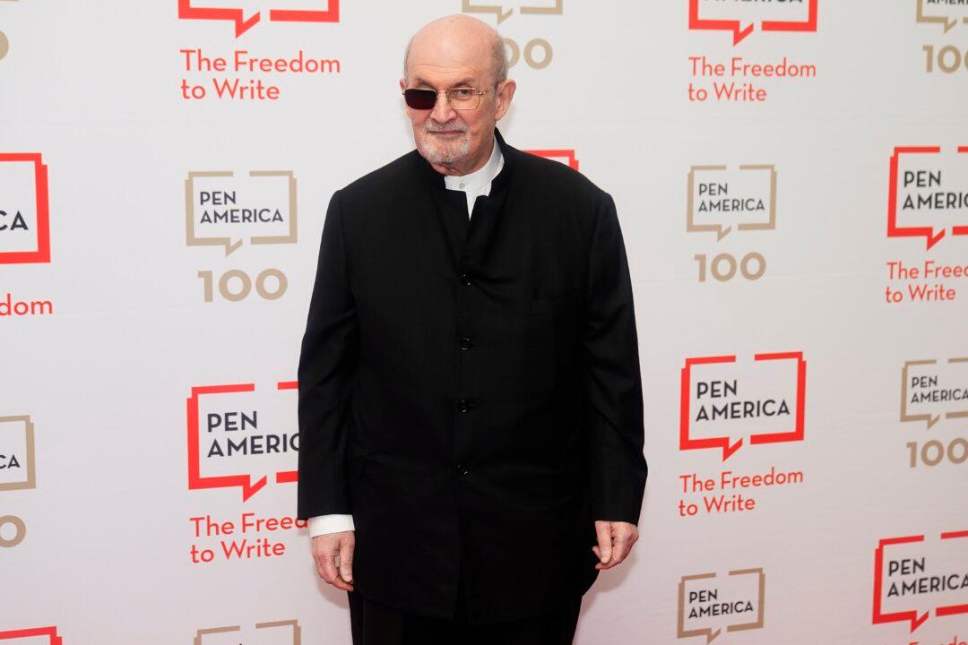 Salman Rushdie on Knife Attack: Survival ‘Feels Like a Miracle’