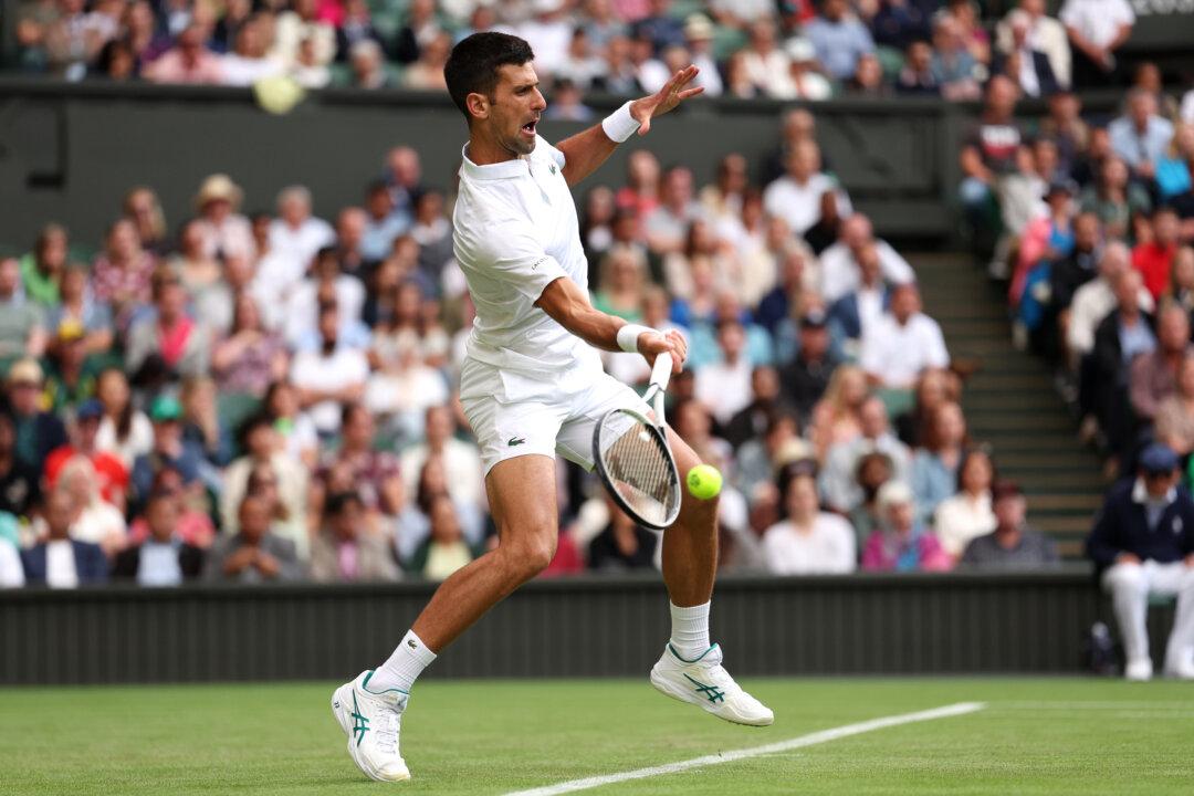 Novak Djokovic and Iga Swiatek Win at Wimbledon; Protesters and Rain Captures Attention