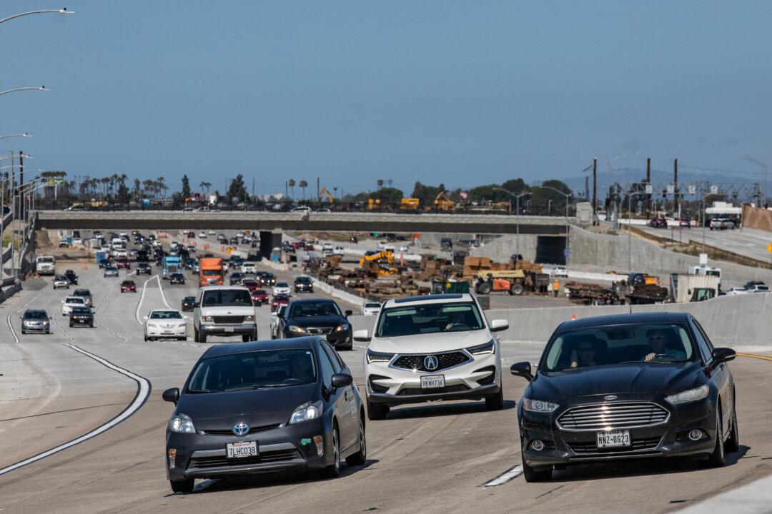 Orange County Opens New Express Lanes on 405 Freeway
