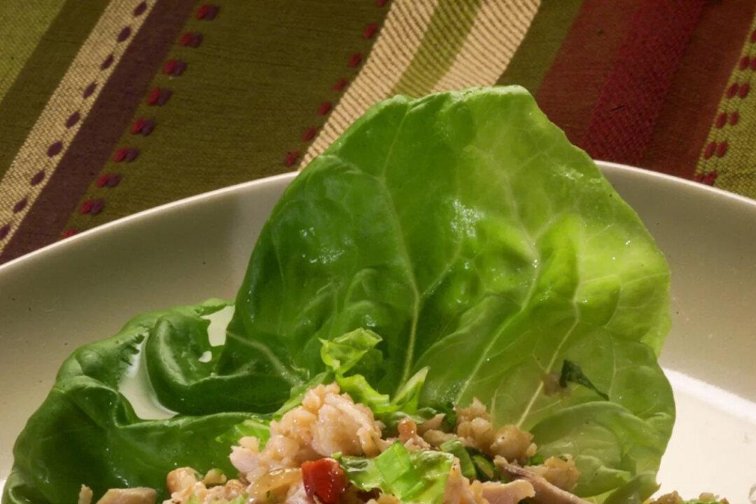 5 Ways to Use Rotisserie Chicken for Your Next Easy Dinner