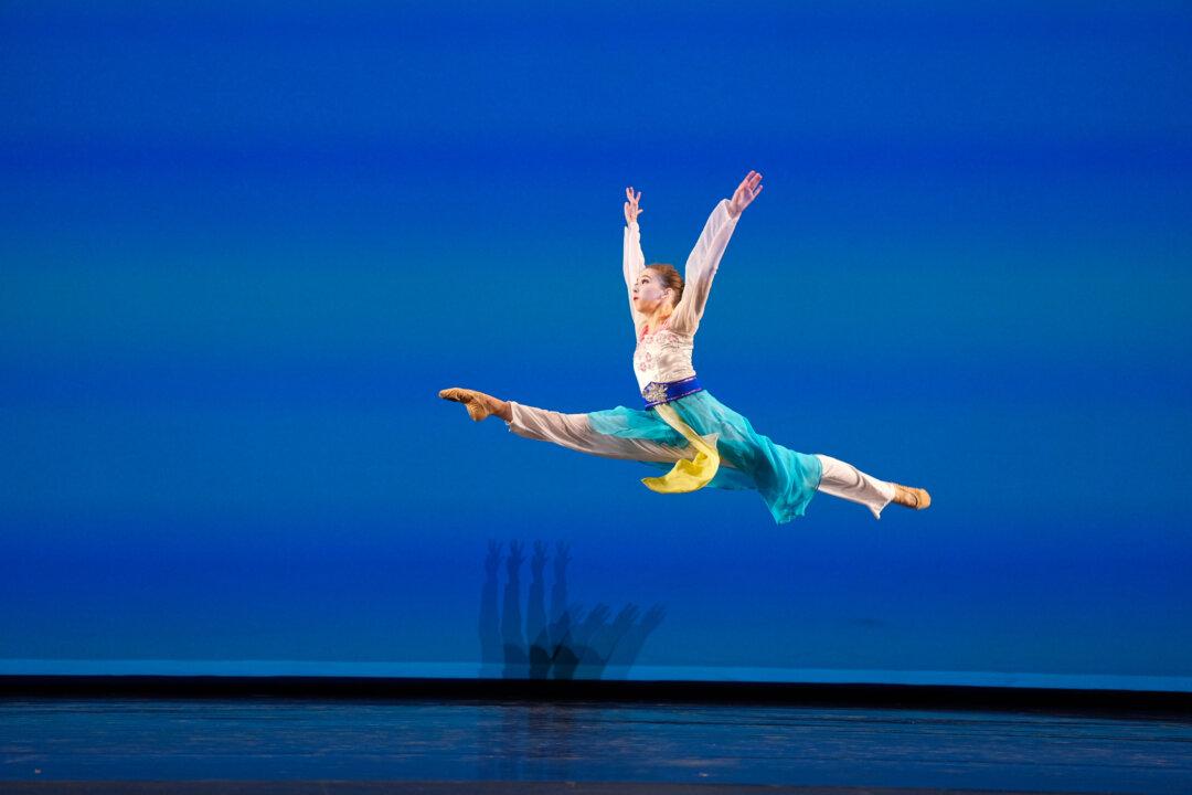 Dancers Share Stories of Hard Work, Growth at 10th NTD International Classical Chinese Dance Competition