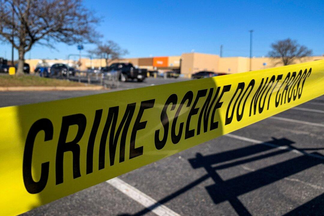 Manhunt for Tennessee Homicide Suspect Shifts Away From Virginia County