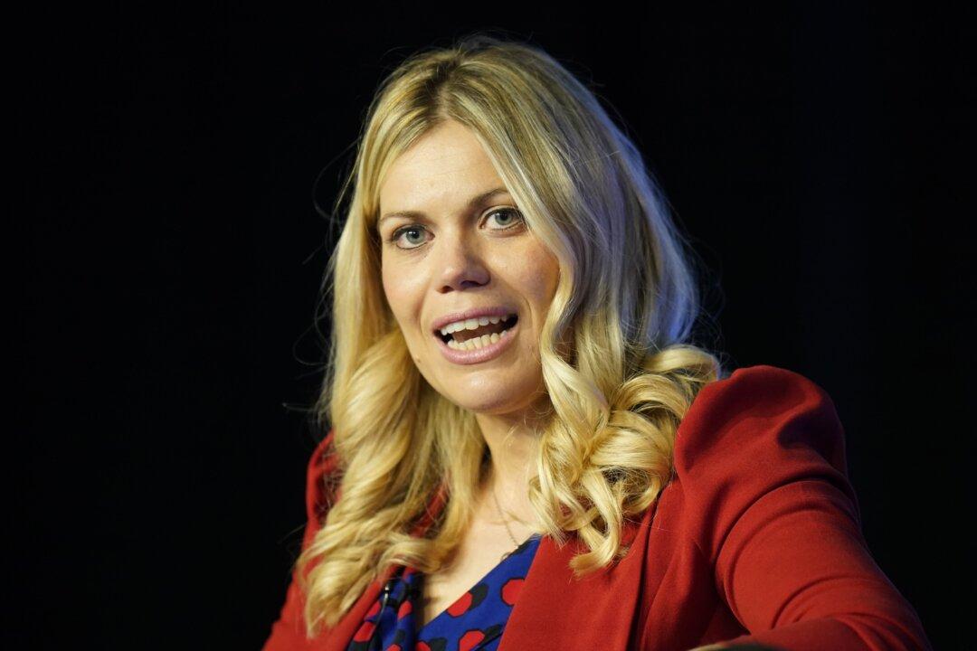 Ban Social Media for Under-16s, Miriam Cates Tells MPs