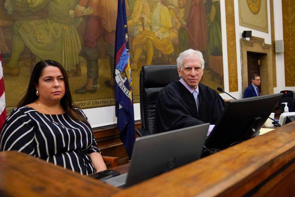 Second Witness Takes the Stand in Trump NY Fraud Trial