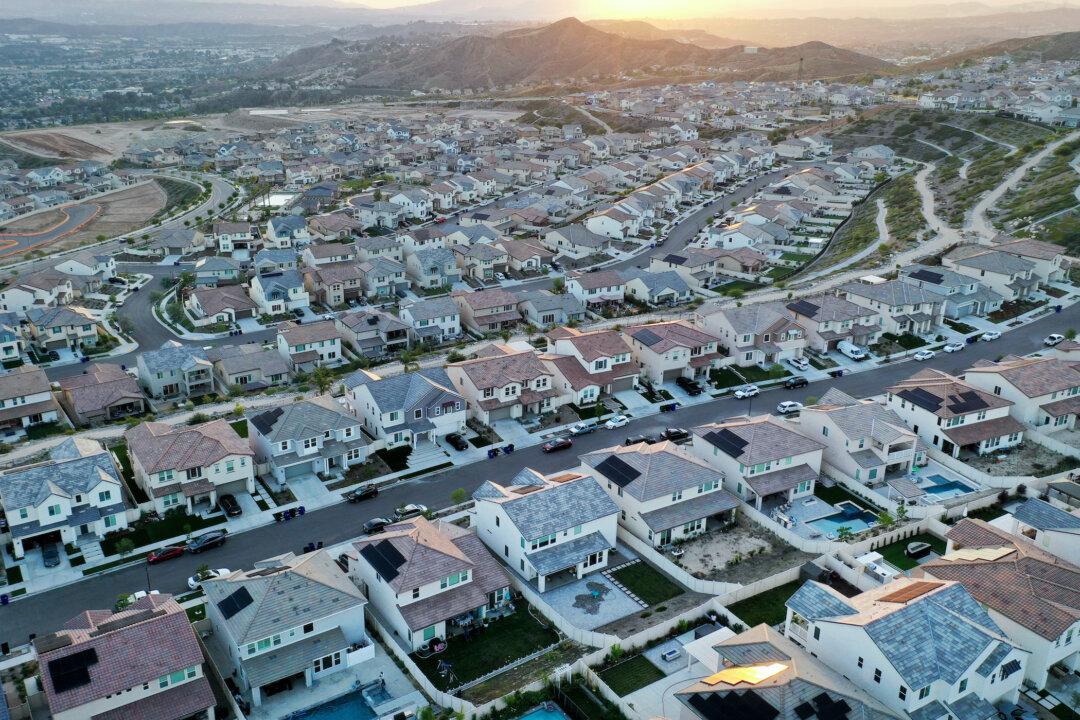 National Association of Realtors’ $418 Million Settlement ‘Leaves More Questions Than It Answers,’ Broker Says