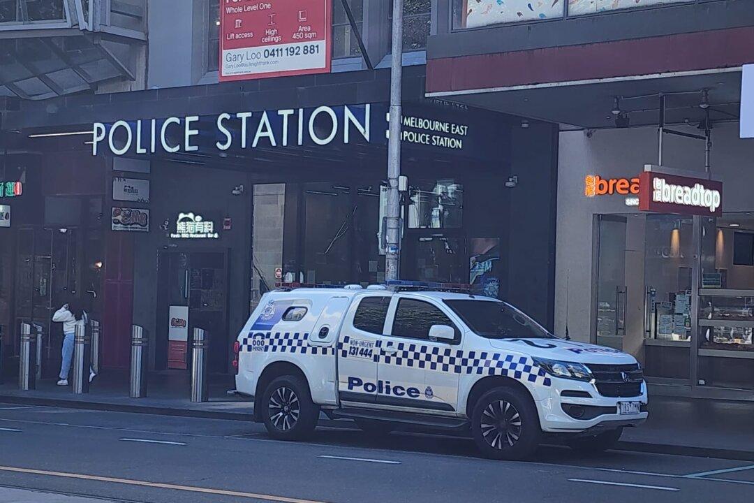 More Than 20 Guns, Mortar Shell Uncovered After Robbery in Melbourne