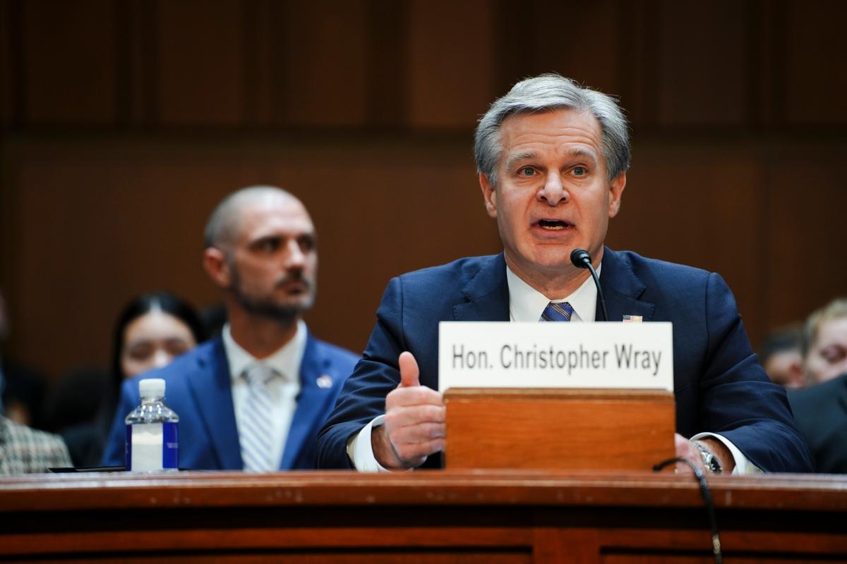 FBI Director Urges Extension of Warrantless Spy Powers Amid GOP Opposition