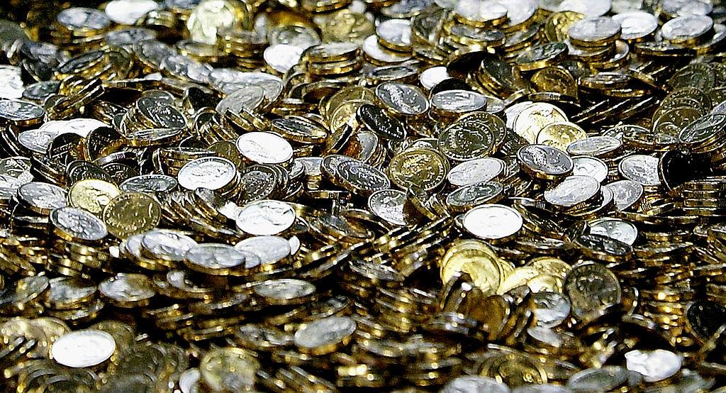 Australians May Need to Pay to Keep Using Cash: RBA Boss