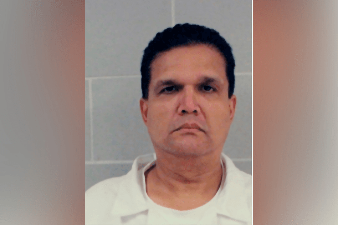 Convicted Military Contractor ‘Fat Leonard’ Returning to US in Prisoner Swap