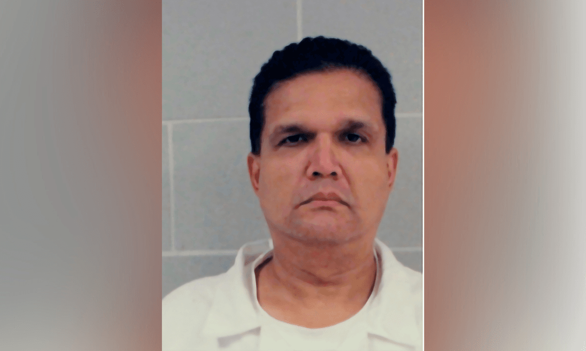 Convicted Military Contractor ‘Fat Leonard’ Returning to US in Prisoner Swap