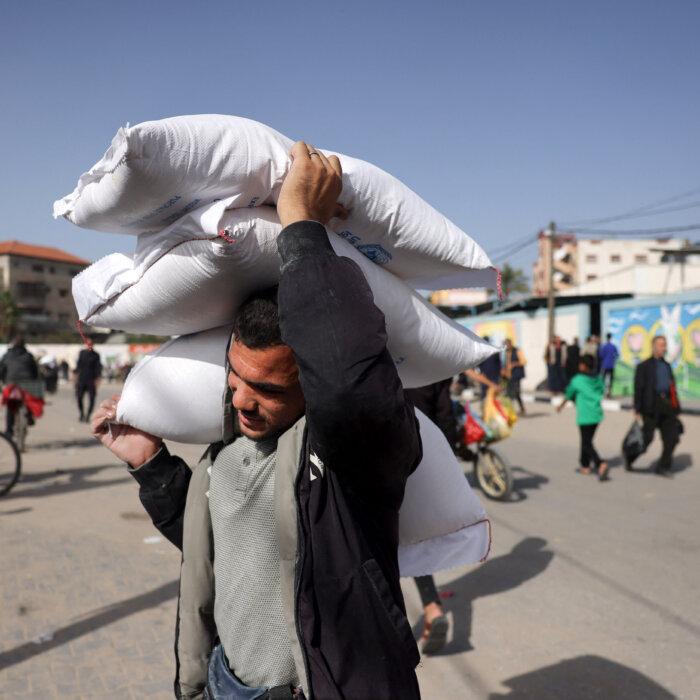 Watchdog Accuses UN Agency Staff of Stealing Gaza Humanitarian Aid, Selling It for Profit