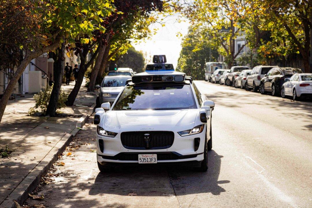 US Government Investigating Autonomous Vehicles After Reports of Crashes