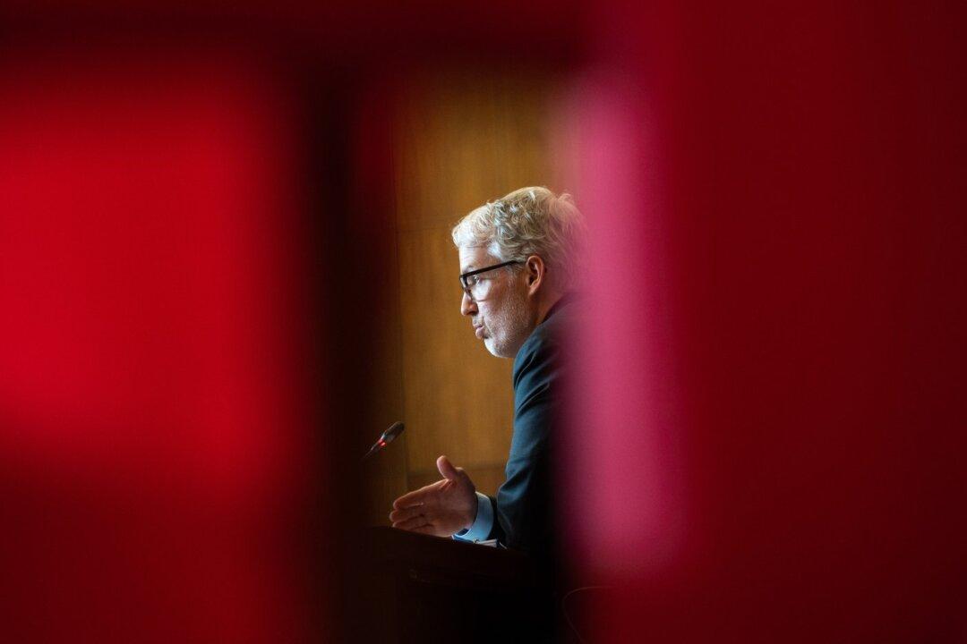 RCMP Use of Private-Sector Surveillance Services Worries Federal Privacy Watchdog