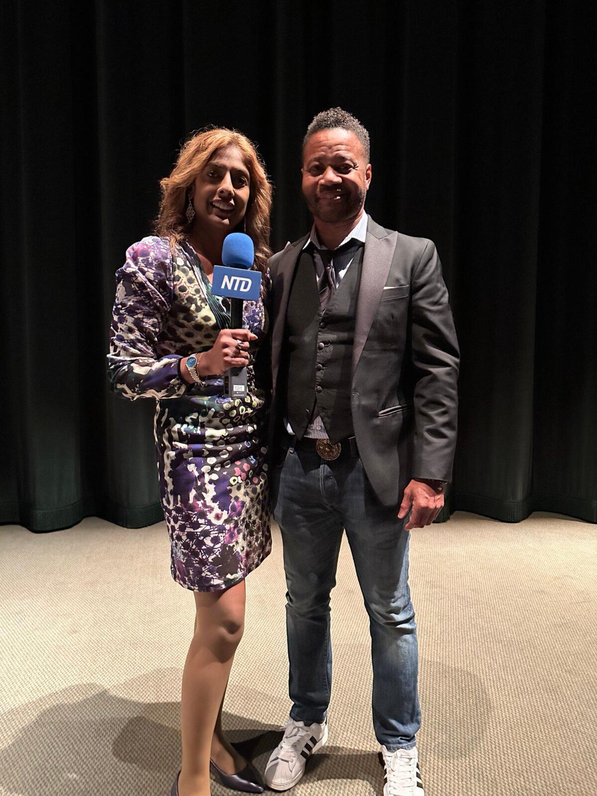 Oscar-winning actor Cuba Gooding Jr. (R) at the screening of "The Firing Squad" at the Warner Bros. Studio in Los Angeles on March 2, 2024. (Rudy Ruiz/NTD)
