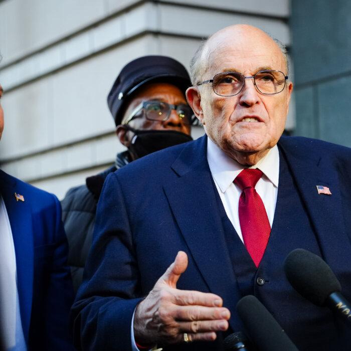 Trump Advisers Meadows, Giuliani Among 18 Indicted in Arizona Election Case