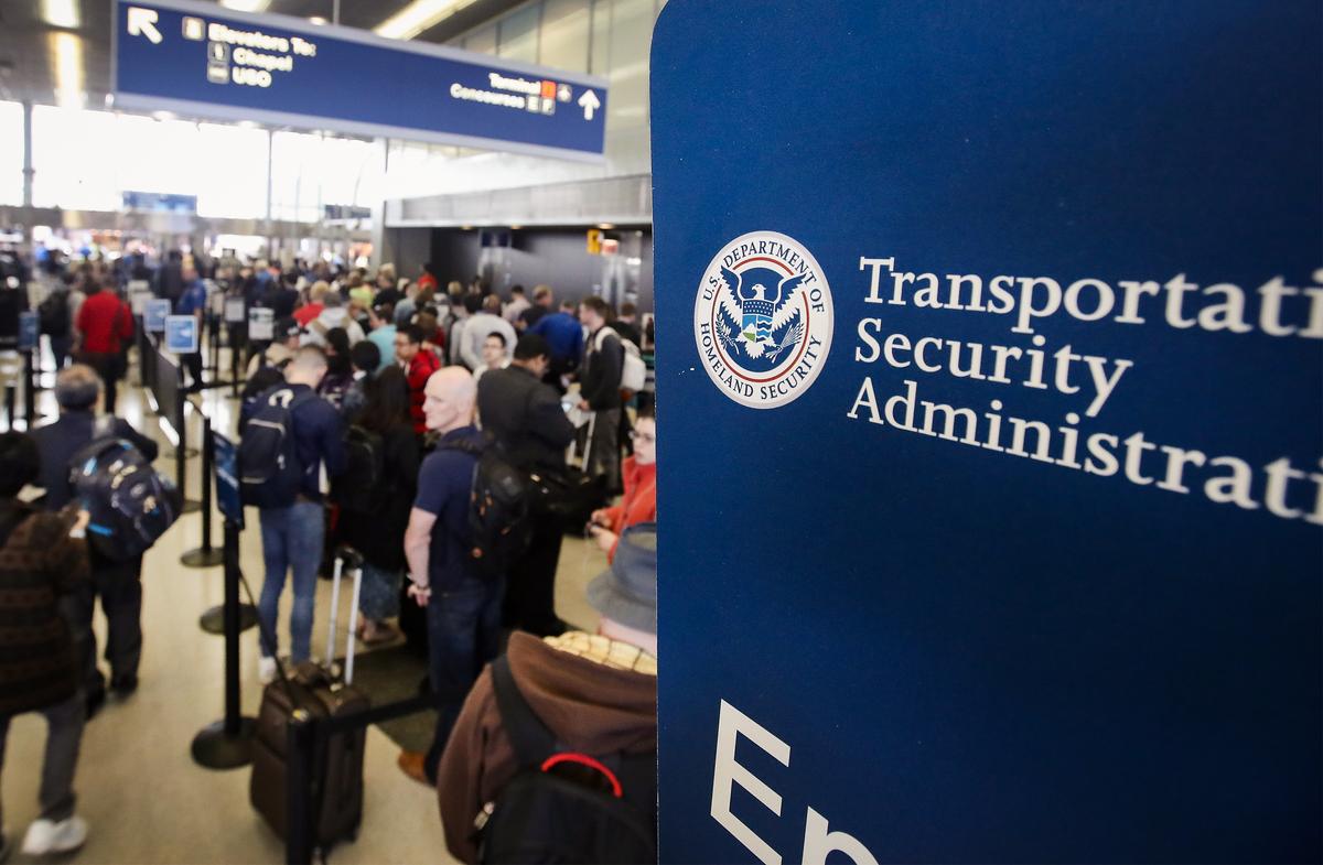 GOP Senators Introduce Legislation to Ban Illegal Aliens From Using CBP One App as ID for Air Travel
