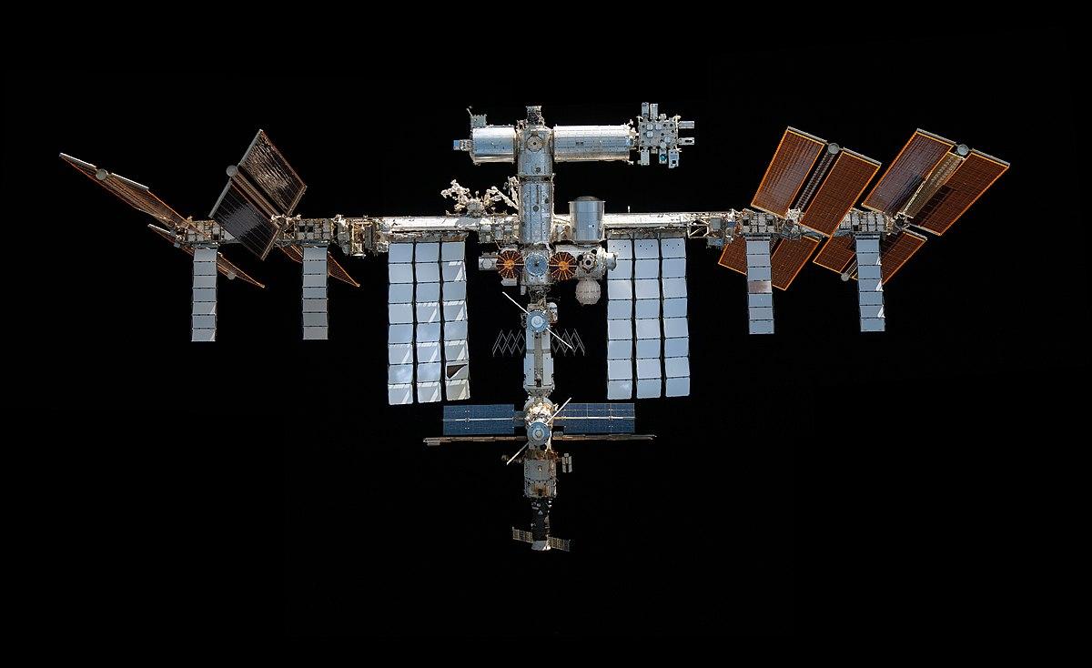 The International Space Station, pictured from the SpaceX Crew Dragon Endeavour during a fly around of the orbiting lab, plays an important role in Neal Stephenson's sci-fi novel. (Public Domain)