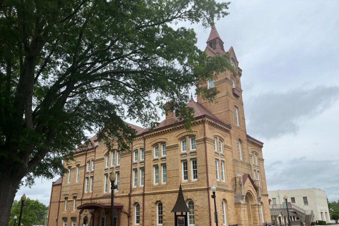 The Newberry Opera House: Music and More for 142 Years