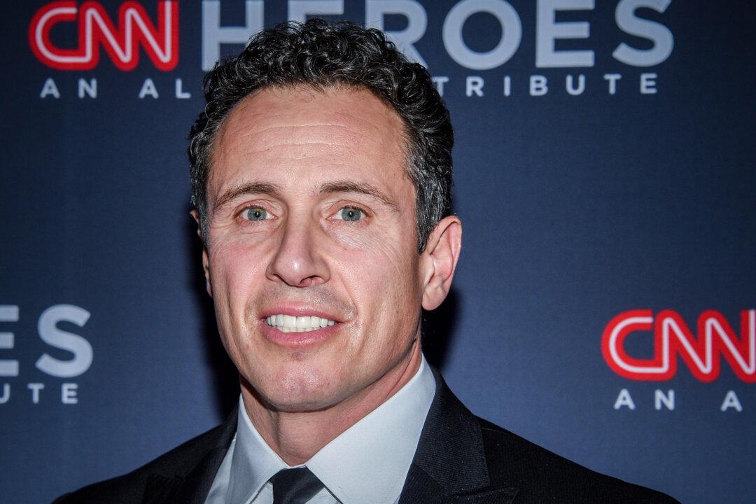 Chris Cuomo Backtracks on Vaccine Injury Suggestion, Touts Ivermectin