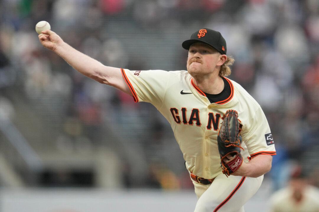 Strong Webb Outing, Yastrzemski Home Run Help Giants Past Dodgers