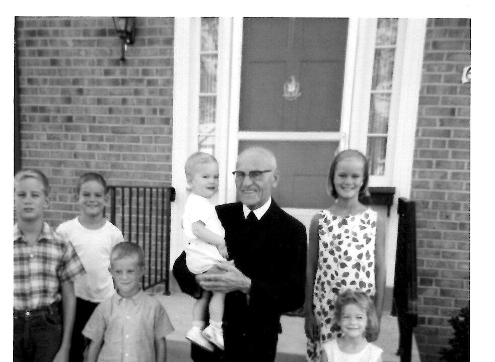 A Life ‘Simply Lived and Lived Simply’: Reader Pays Tribute to Immigrant Grandfather’s Legacy