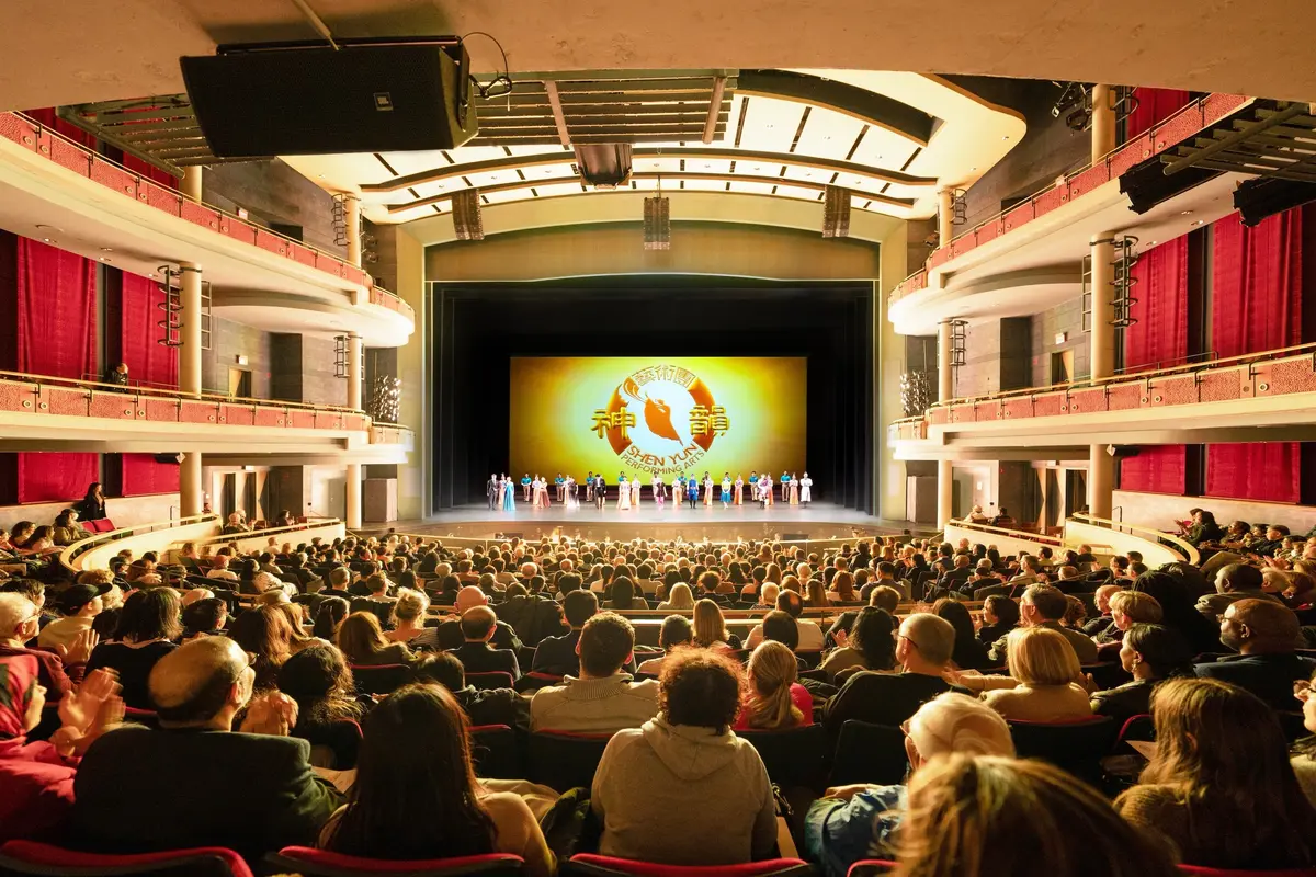 Shen Yun Continues Canadian Leg of World Tour to Wide Acclaim as It Marks 20th Anniversary