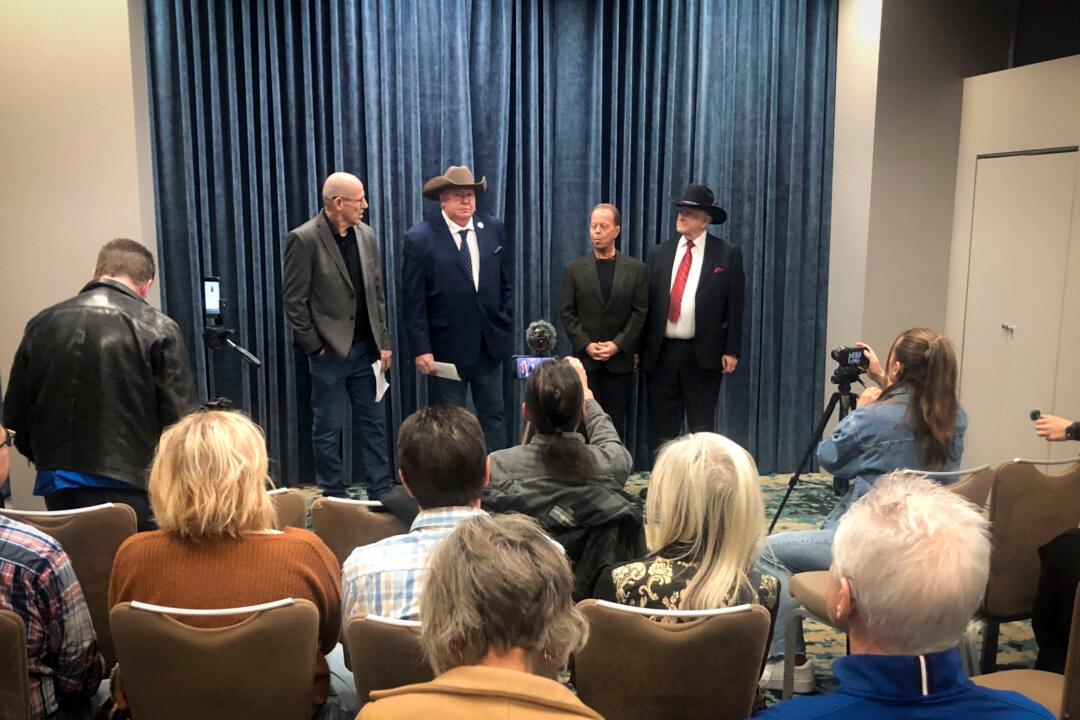 Alberta Separatist Group Submits New Referendum Question After Court Rejection, Passage of New Law