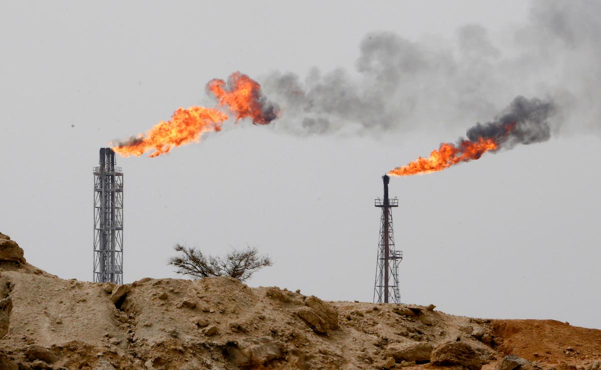 US State Department Announces New Sanctions on Iran Oil Network