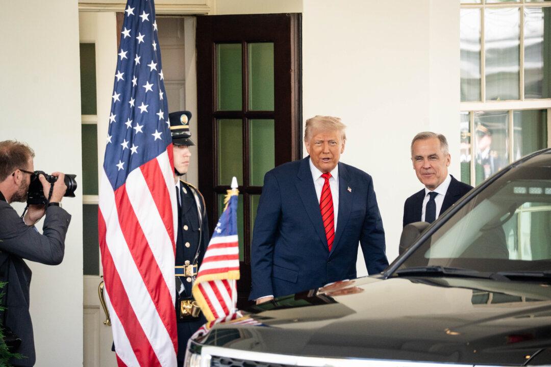 Trump Halts Approval for Ontario–Michigan Bridge, Calls for Renegotiation