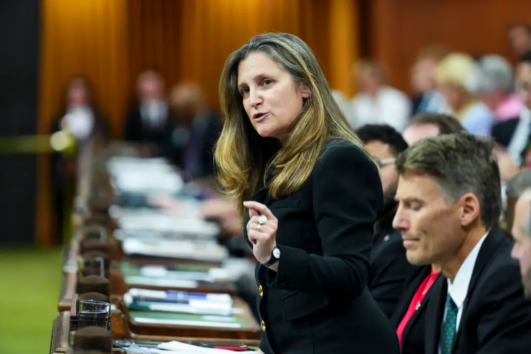 Freeland to Resign as Ottawa’s Ukraine Envoy, MP After Being Named Zelenskyy Adviser