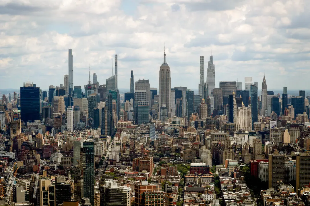 Canadian Man Stabbed in Random Attack in New York City: Police