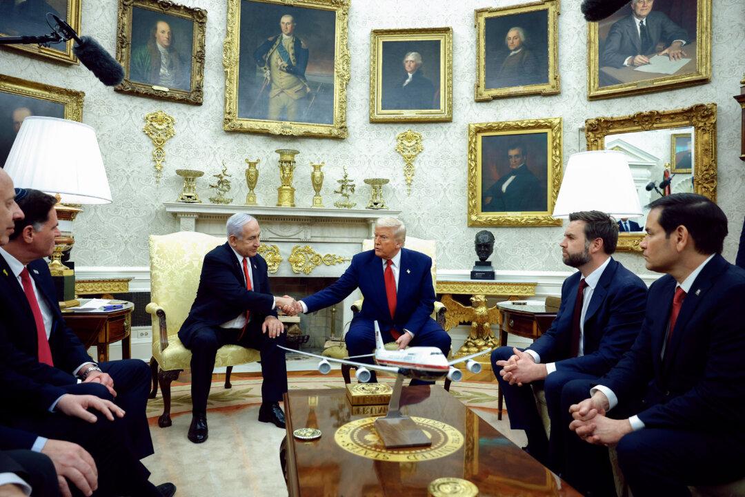 ‘Let Bibi Go,’ Trump Tells Israel Prosecutors of Netanyahu Corruption Trial