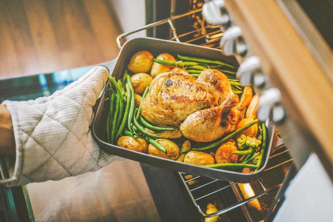 Why Eating Right Beats Eating Less, Weight-Loss Expert Says