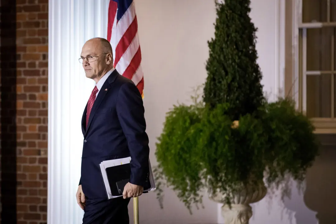 EU Risks Losing Favorable Access to US LNG If Trade Deal Is Altered, Envoy Says