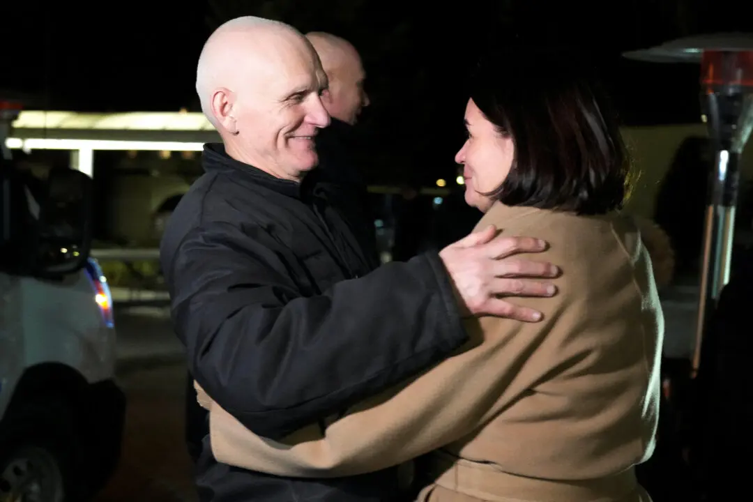 Belarus Frees Nobel Prize Winner, Key Opposition Figures in US-Brokered Deal