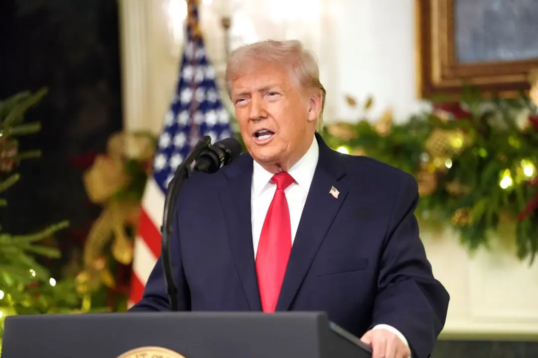 Trump Says He Isn’t Ruling Out War With Venezuela