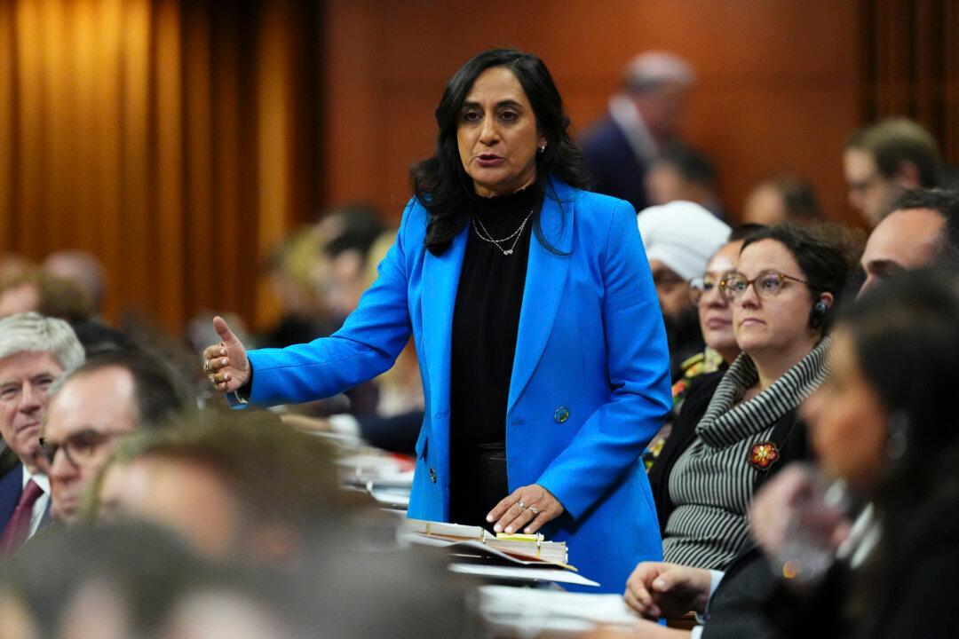 Canada Backs ‘Territorial Integrity’ in Talks With Denmark Amid US Focus on Greenland