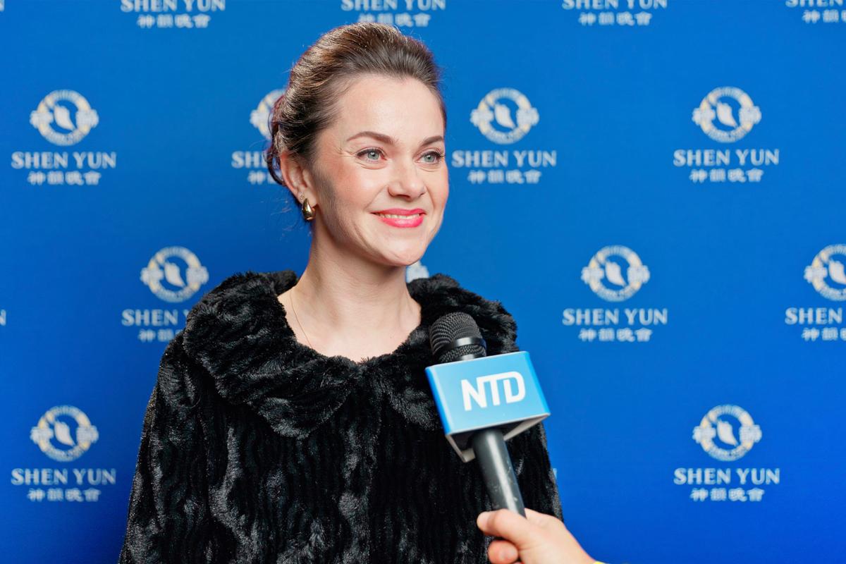 Latvian Singer: Shen Yun Embodies What Is Important in Our Family