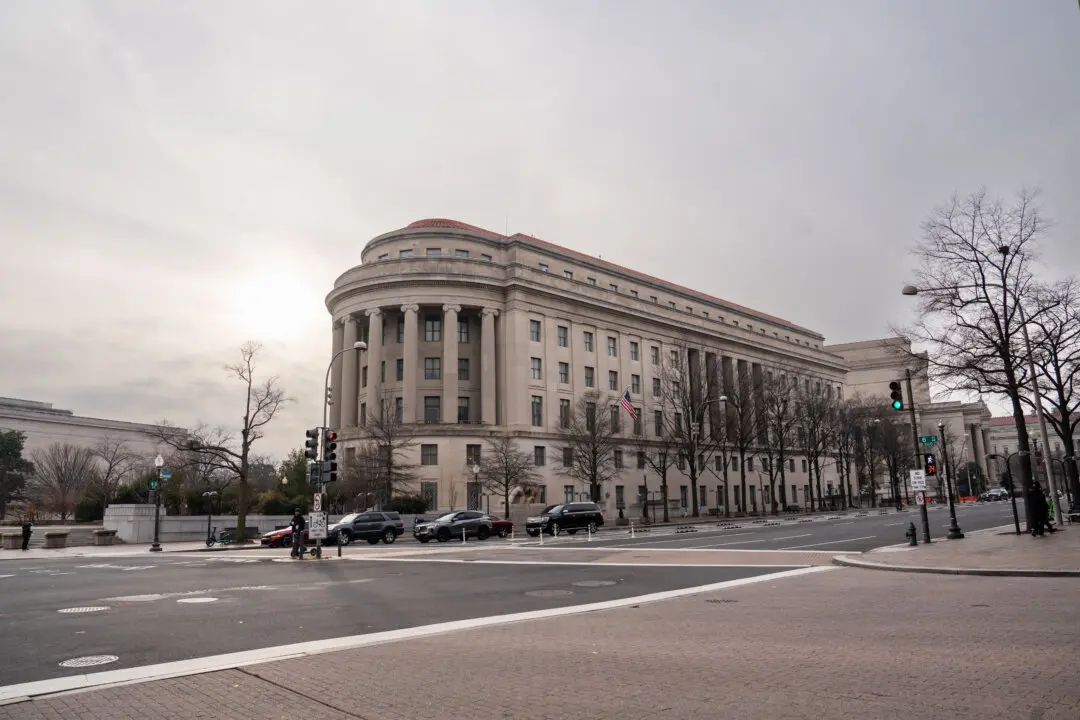 FTC Probing Pediatrician Group, Nonprofit Over Gender Dysphoria Treatments for Kids