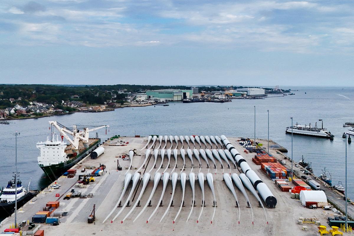 Why the ‘Hype Phase’ of Wind and Solar Is Over thumbnail