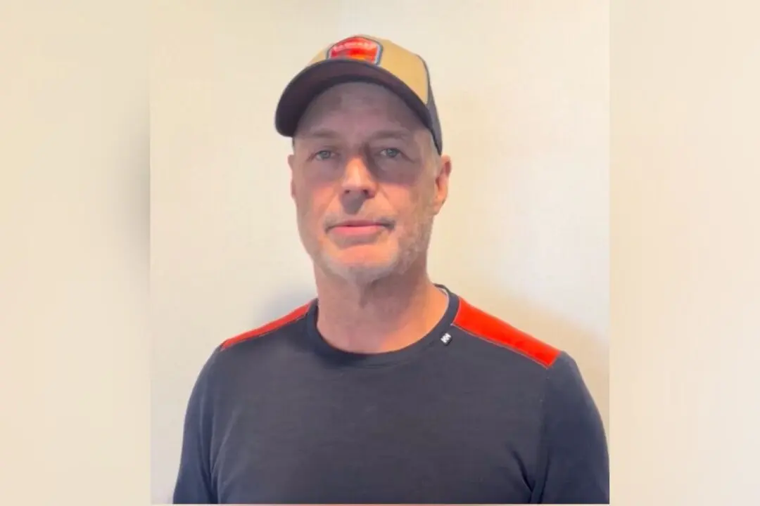 Savannah Guthrie’s Brother Urges Mother’s Captors to Contact Family as Alleged Ransom Deadline Passes